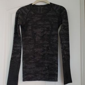 Lululemon Swiftly Tech Long Sleeve Tee Size 4